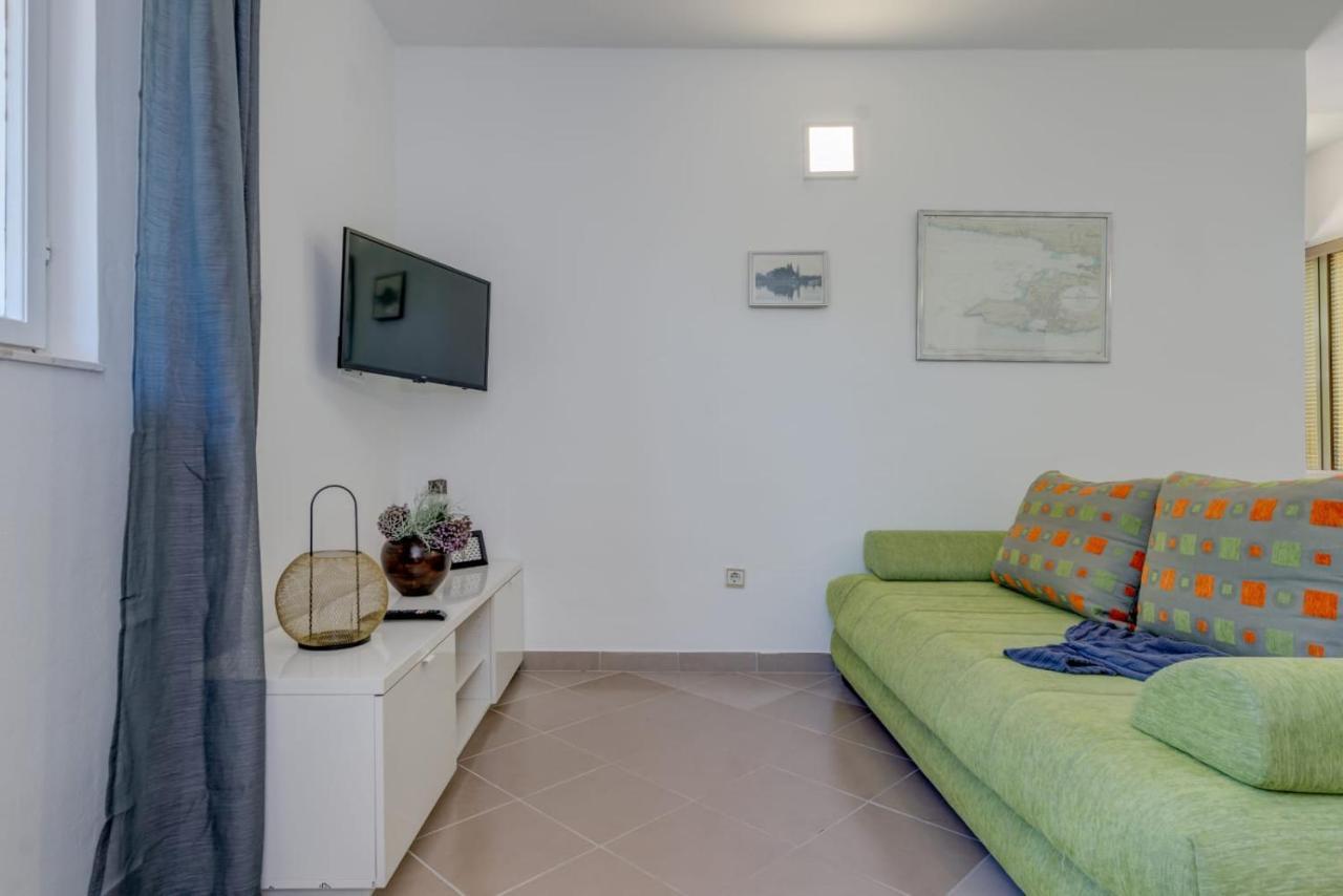 Holiday Home Kalinic Slatine Exteriér fotografie