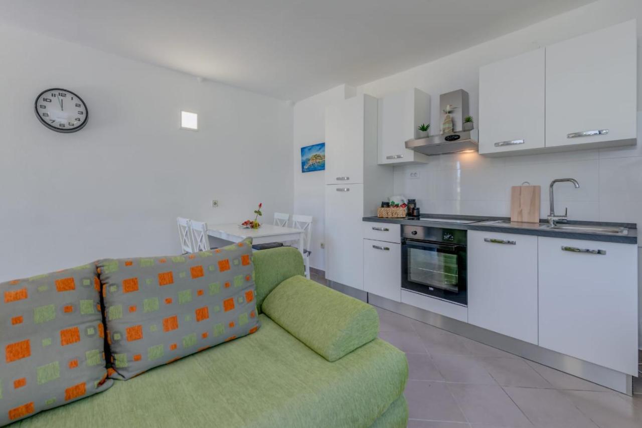 Holiday Home Kalinic Slatine Exteriér fotografie